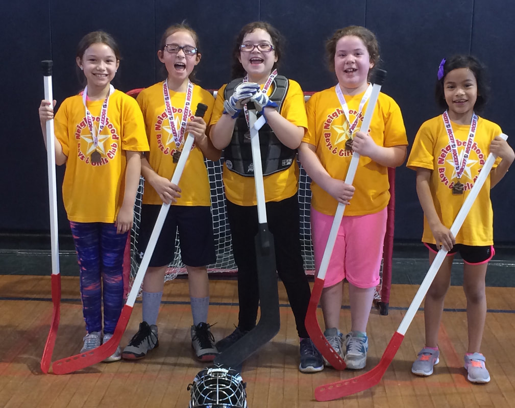 girlshockey_2_orig